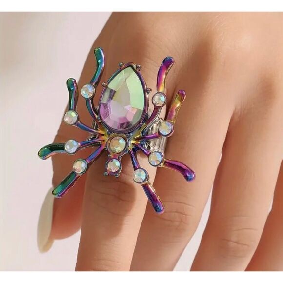 🎃 Betsey Johnson stunning sparkling crystal spider ring 🎃 - Picture 1 of 5